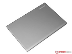 Toshiba Satellite Z30-B-100. Modelo de pruebas cortesía de Notebooksbilliger.de