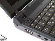 Aun con baterías estándar la P7230 obtiene tiempos de vida impresionantes, y ofrece la opción de una batería adicional.