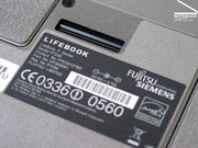 Equipado con un procesador Core Duo U2500 con 1.2GHz y una tarjeta gráfica integrada de GMA 950,...