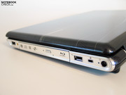 Respecto a las conexiones, el HDX16 satisface las demandas de un portátil multimedia: