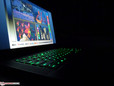 A diferencia de Alienware, Razer no exagera la iluminación.