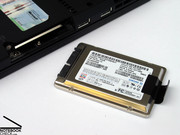 El SSD interno de 64GB fabricado por Samsung proporciona un rendimiento de primera clase.