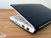 El netbook LG X100 destaca al principio por una presentación impresionante.