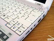El teclado debería puntuar por su tamaño, así como por su agradable tacto al teclear en la prueba.