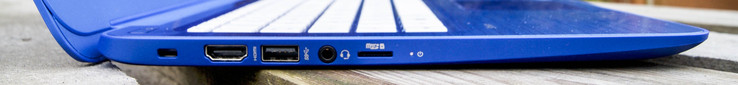 left: Kensington Lock, HDMI, USB 3.0, combo audio, microSD-card slot