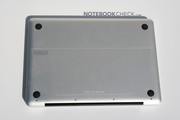 The new aluminum case easily lets itself be disassembled.