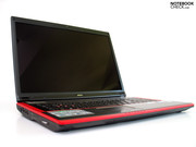 Portatil de juegos MSI GT725-9547VHP