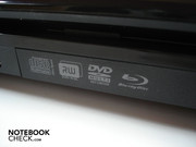 Unidad BluRay combo a la derecha.