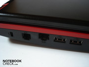 Seguro Kensington, LAN RJ-11, 2x USB 2.0 a la izquierda