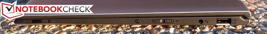 Derecha: encendido, Lenovo OneKey Recovery, bloqueo de rotación de pantalla, control de volumen, combinación de 3.5 mm, USB 2.0 alimentado