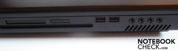 Lado Derecho: 54mm Expresscard, lector de tarjetas 8-en-1, quemador de DVD, 2x USB 2.0, sonido 4x