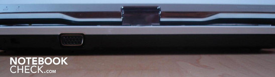 Lado Posterior: VGA