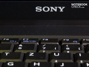 Sony ha optado por un teclado convencional esta vez, en lugar de un chiclet.