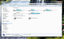 Mientras que XP incluso encaja en alrededor 8 GB de espacio de disco duro, Windows 7 incluso necesita 18 GB y Windows Vista necesita unos muy elevados 23 GB.