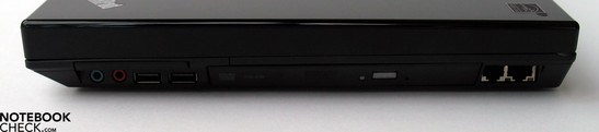Lateral Izquierdo: 2x USB 2.0, HDMI, Lector de tarjetas, Firewire