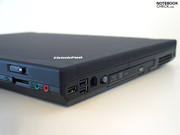 El W700 ofrece una fila de posibilidades de conexión directamente en el portátil.