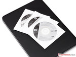 Incluye DVDs de drivers y Windows