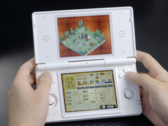 La RG DS de Anbernic jugando a Mercenaries Saga 2, un juego de Nintendo 3DS. (Fuente de la imagen: Anbernic - editado)