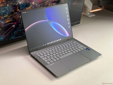 Asus Googlebook 14 con un panel OLED mate