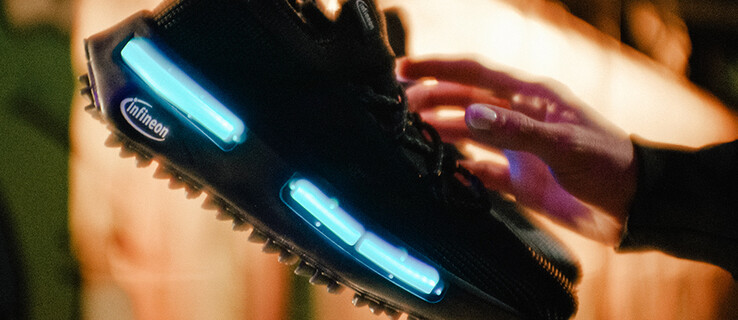 El Lighting Shoe reacciona con efectos de iluminación LED a la música ambiental (Fuente de la imagen: Infineon)