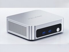 La imagen muestra una fotografía del mini PC Peladn WO5 304 en color plateado.
