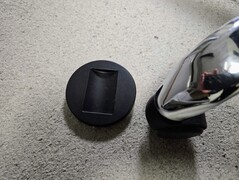 Las almohadillas inferiores evitan que la silla ruede