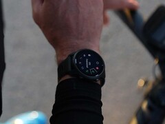 Garmin ha lanzado la versión beta 17.40 para el reloj inteligente Forerunner 945 LTE (en la imagen). (Fuente de la imagen: Garmin)