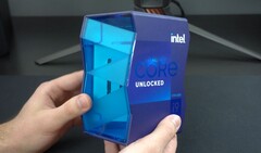 La caja del Intel Core i9-11900K parece que podría ser una caja de PC de sobremesa supermini de Corsair. (Fuente de la imagen: Vassi Tech)