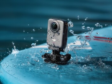 La cámara de acción DJI Osmo 360 tiene un alcance de 10 m (33 pies) (Fuente de la imagen: DJI)
