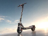 El patinete eléctrico Segway Max G3 Plus llega con un modo de potencia extra de 2.200 W, lo que le permite acelerar de 0 a 15 mph en 2,4 segundos.