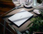 La versión Panther Lake del XPS 13 está disponible en el acabado «Sky» que se muestra aquí.