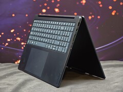 Lenovo ha presentado un portátil 2 en 1 que funciona con RTX Spark de Nvidia