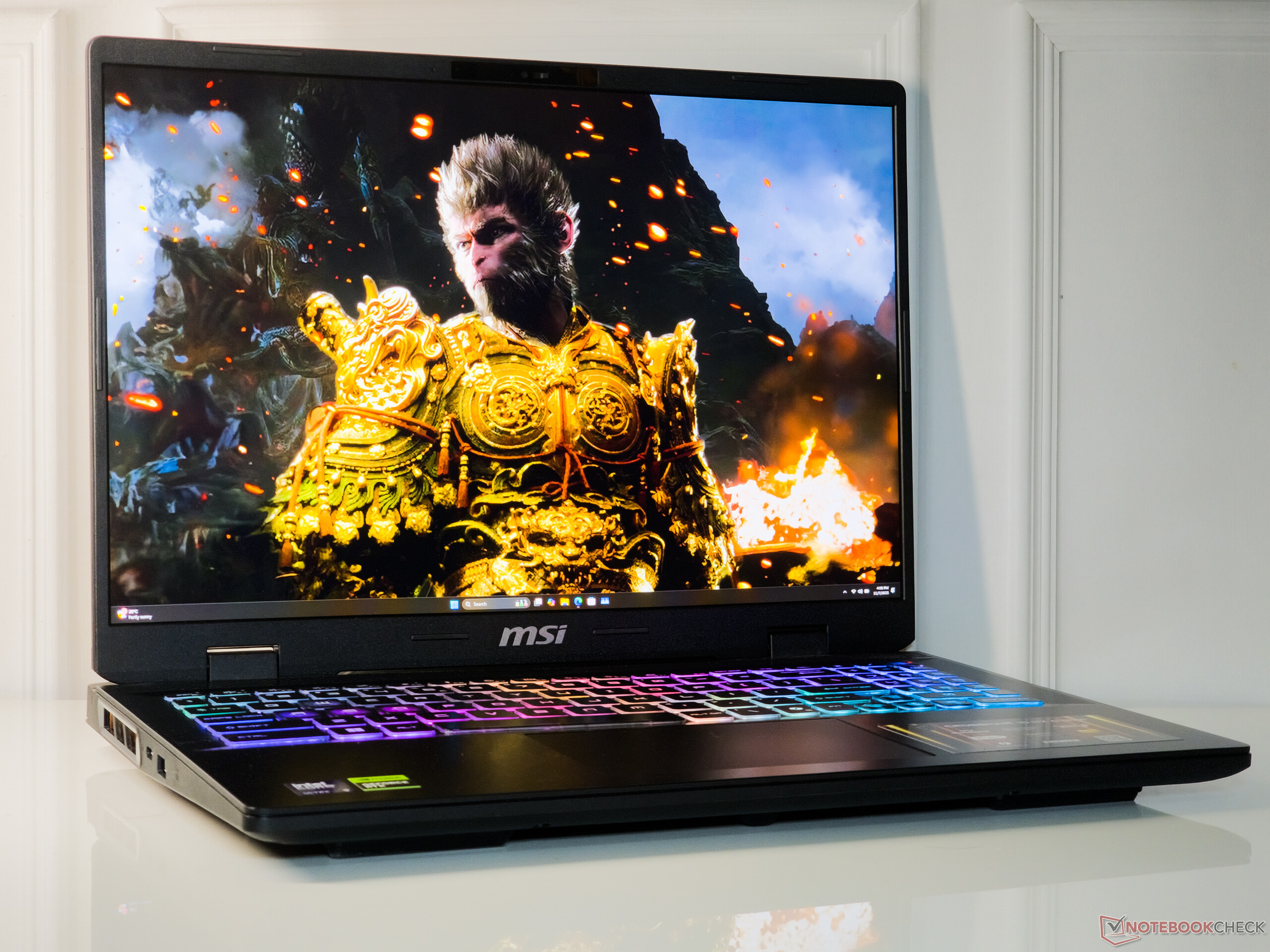 MSI Crosshair 16 HX AI en análisis