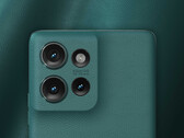 El Edge 50 ha llegado a Europa en las opciones de color Gris Koala, Verde Jungla y Peach Fuzz. (Fuente de la imagen: Motorola)