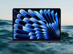 El Apple MacBook Air 13 M4 (2025) cuenta con una pantalla Liquid Retina IPS de 13,6 pulgadas. (Fuente de la imagen: Apple/Amazon, Unsplash, editado)