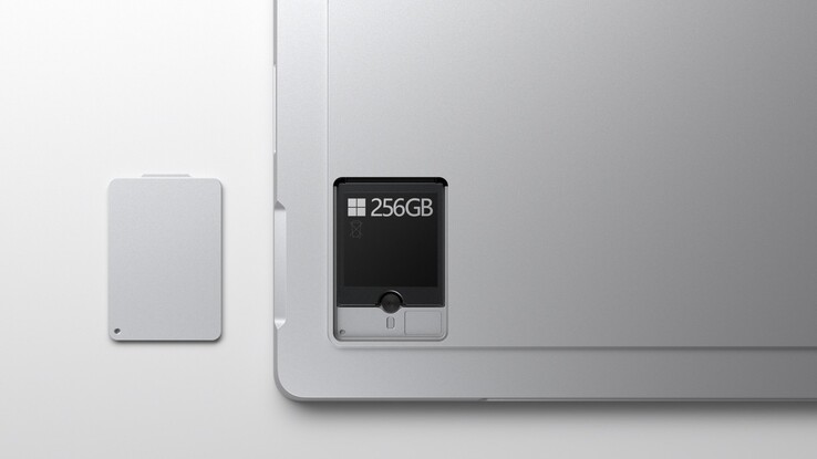Un vistazo al SSD M.2 2230 en el Pro 7 Plus de superficie. (Fuente de la imagen: Microsoft)