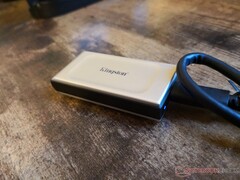 Kingston lanza la SSD externa USB-C XS2000 con certificación IP55 y velocidades más rápidas que cualquier unidad SATA III