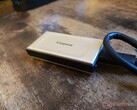 Kingston lanza la SSD externa USB-C XS2000 con certificación IP55 y velocidades más rápidas que cualquier unidad SATA III