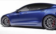 El recién anunciado paquete Track de Tesla incluye un juego de llantas de aluminio forjado y frenos cerámicos de carbono. (Fuente de la imagen: Tesla)