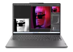 Lenovo Slim Pro 9i 16IRP8. Unidad de prueba proporcionada por Lenovo