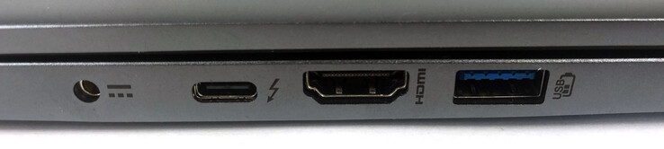 Izquierda: 1 fuente de alimentación, 1 USB 3.2 Tipo-C Gen 2 (con Thunderbolt 4), 1 HDMI, 1 USB 3.2 Tipo-A