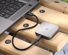 La unidad SSD externa EX400U es extremadamente rápida gracias al USB 4 (Fuente de la imagen: Corsair)