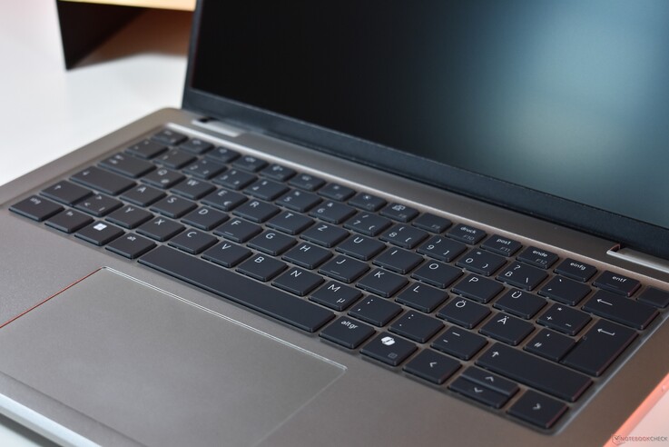 Dell Pro 14 Plus AMD: Teclado