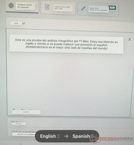 La traducción del T1 Mini se compara bien con la función de cámara de Google Translate, aunque el T1 Mini es mucho más lento.