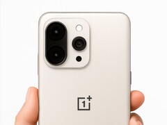 Render no oficial del OnePlus 15 que muestra la nueva configuración de la cámara. (Fuente de la imagen: OnePlus Club en X)
