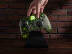 El 8BitDo Ultimate 3-mode Controller para Xbox puede adquirirse en Jade. (Fuente de la imagen: 8BitDo)