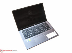 Asus VivoBook 14, proporcionado por