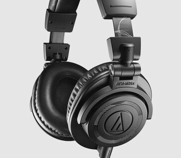 Los auriculares Audio-Technica ATH-M50x ENSO son idénticos a los M50x, pero presentan un diseño totalmente negro con ondas sonoras y grabados de inspiración zen. (Fuente de la imagen: Audio-Technica)