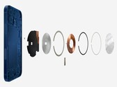 Apple MagSafe constituye la base de Qi2, por lo que es totalmente compatible con el nuevo estándar. (Fuente de la imagen: Apple)
