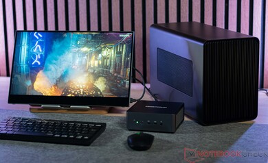 Minisforum Venus Series UM790 Pro con un Razer Core X y una Nvidia GeForce RTX 3060 Ti